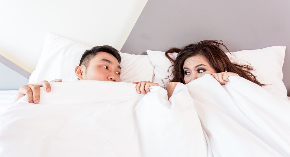 Les couples ont plus souvent essayé de nouveaux placements sexuels